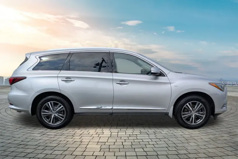 2020 Infiniti QX60 Luxe photo 1