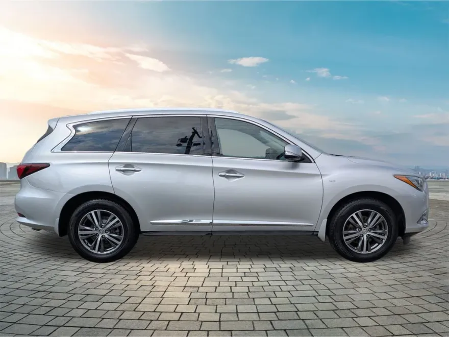 2020 Infiniti QX60 Luxe photo 1