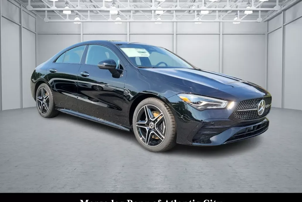 2025 Mercedes Benz CLA 250 4MATIC photo 1