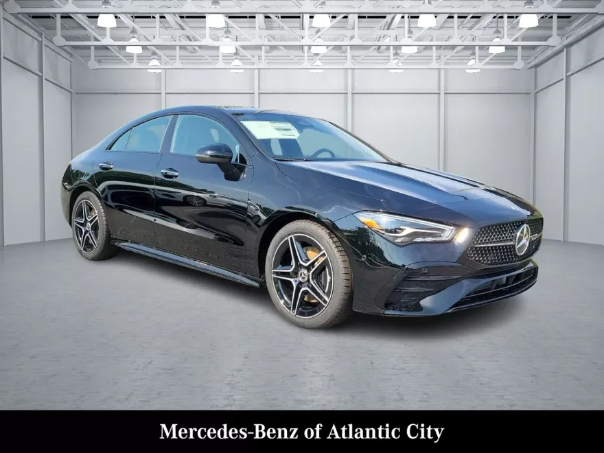 2025 Mercedes Benz CLA 250 4MATIC photo 1