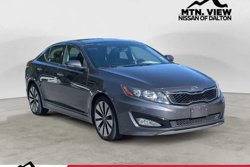 2011 Kia Optima SX photo 1