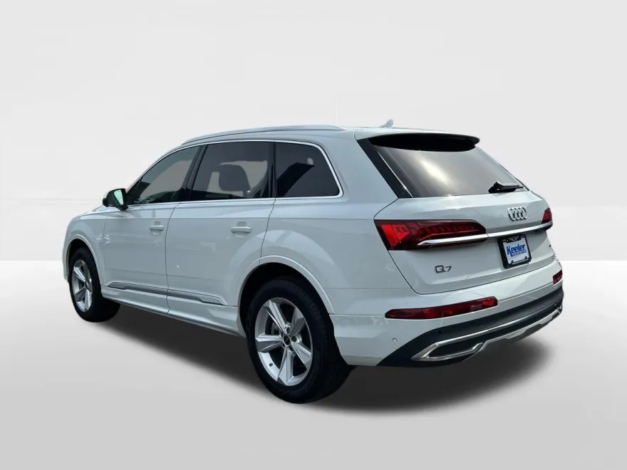 2024 Audi Q7 45 Premium Plus photo 1