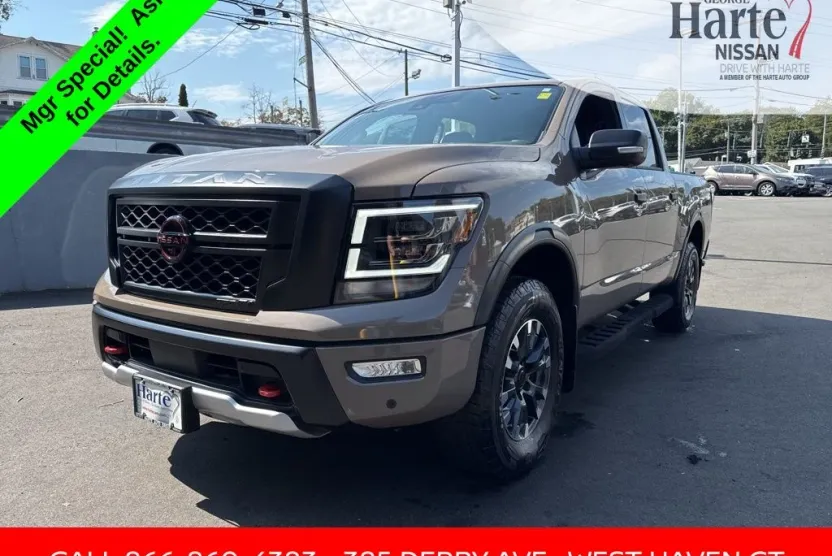 2024 Nissan Titan PRO-4X photo 1