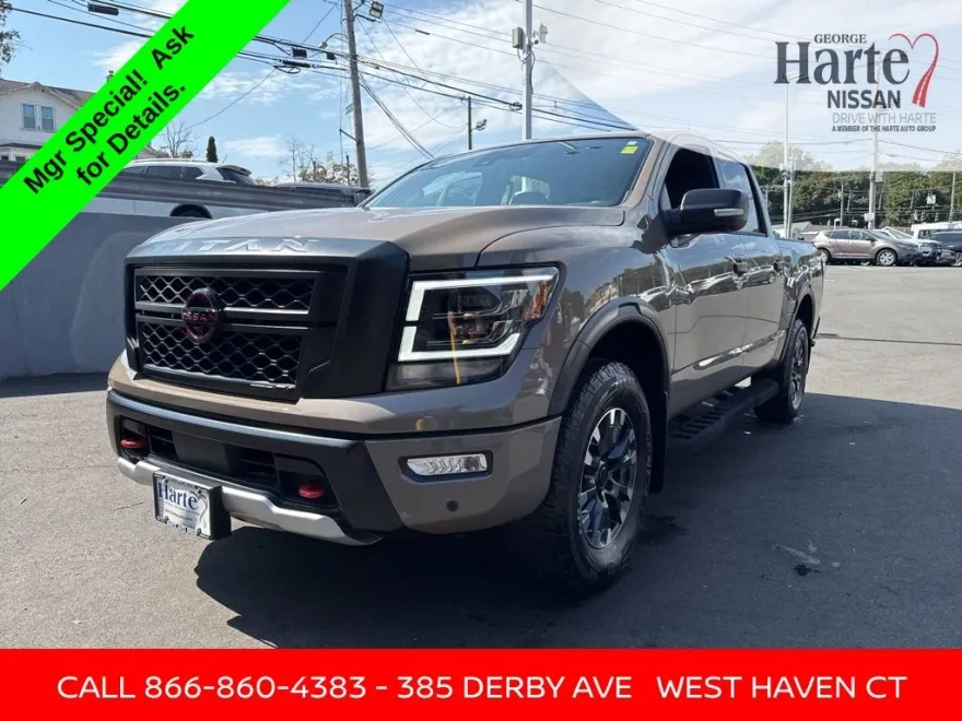 2024 Nissan Titan PRO-4X photo 1