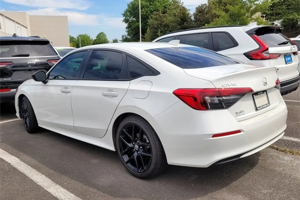 2024 Honda Civic Sport photo 1