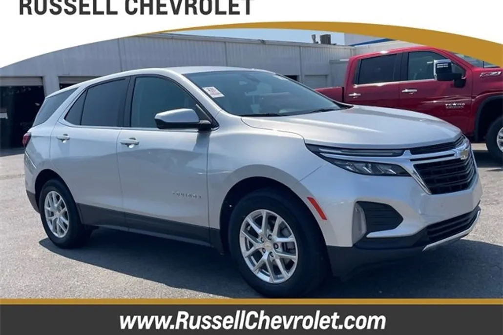 2022 Chevrolet Equinox LT photo 1