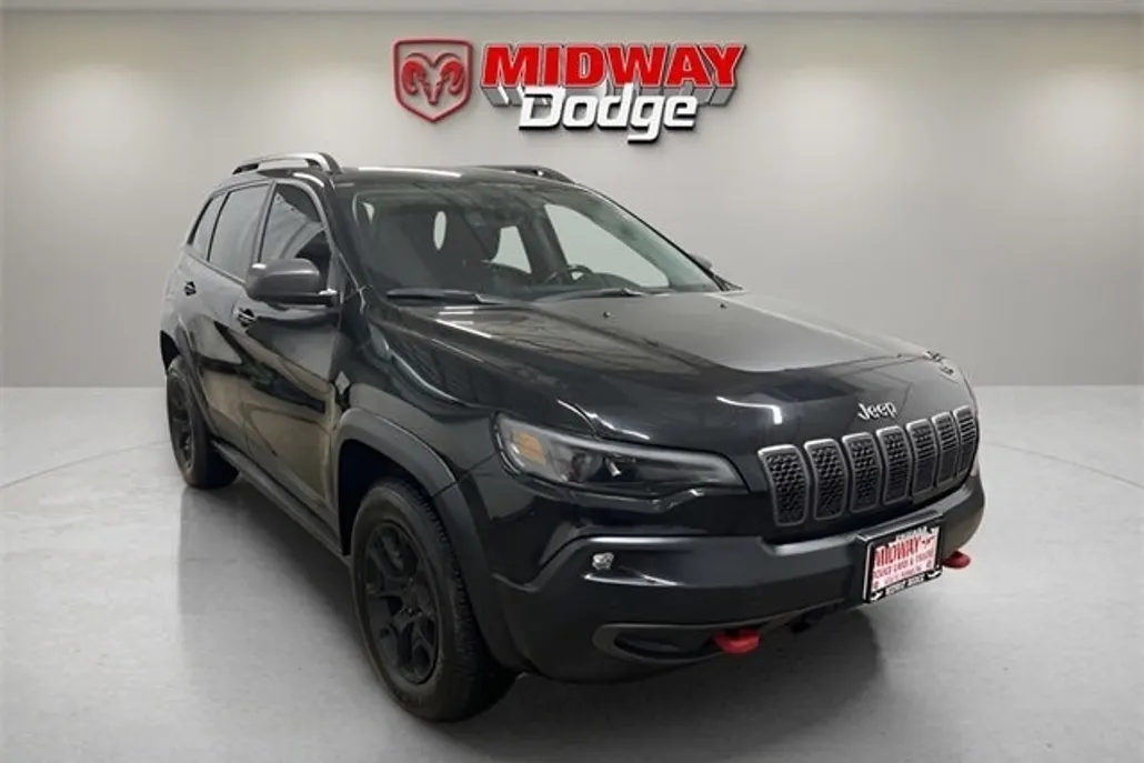 2019 Jeep Cherokee Trailhawk photo 1