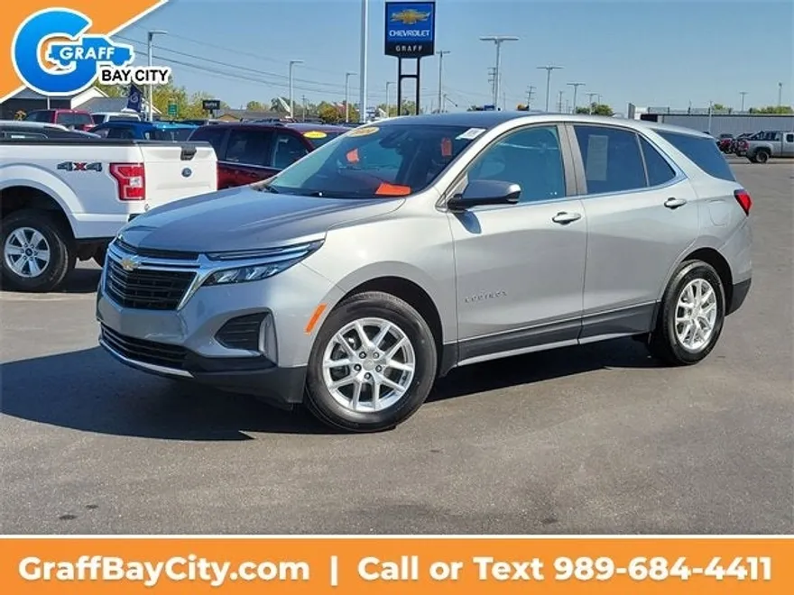 2024 Chevrolet Equinox LT photo 1