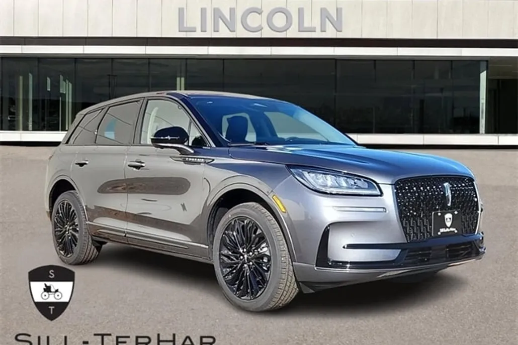2025 Lincoln Corsair Premiere photo 1