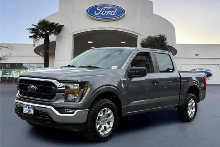 2023 Ford F-150 XLT photo 1