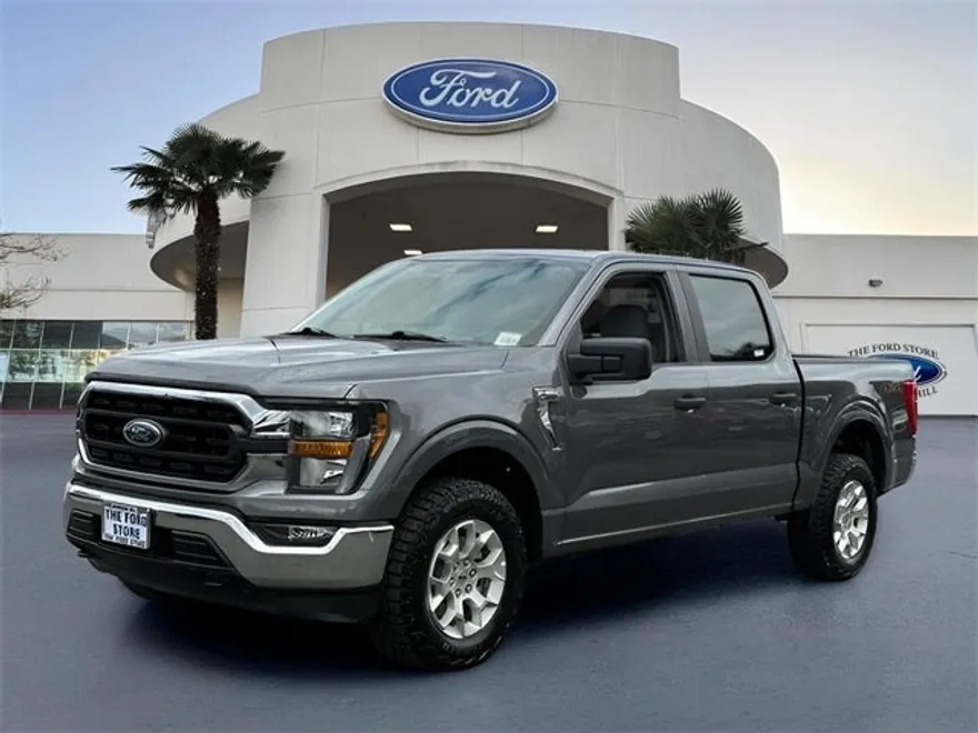 2023 Ford F-150 XLT photo 1