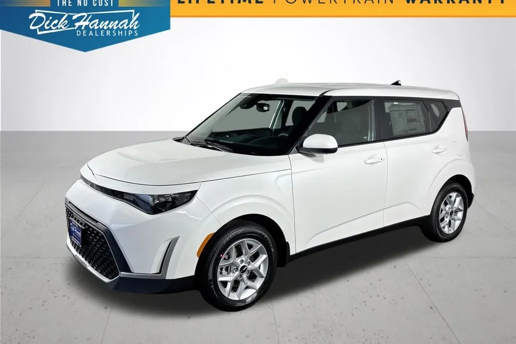 2025 Kia Soul S photo 1