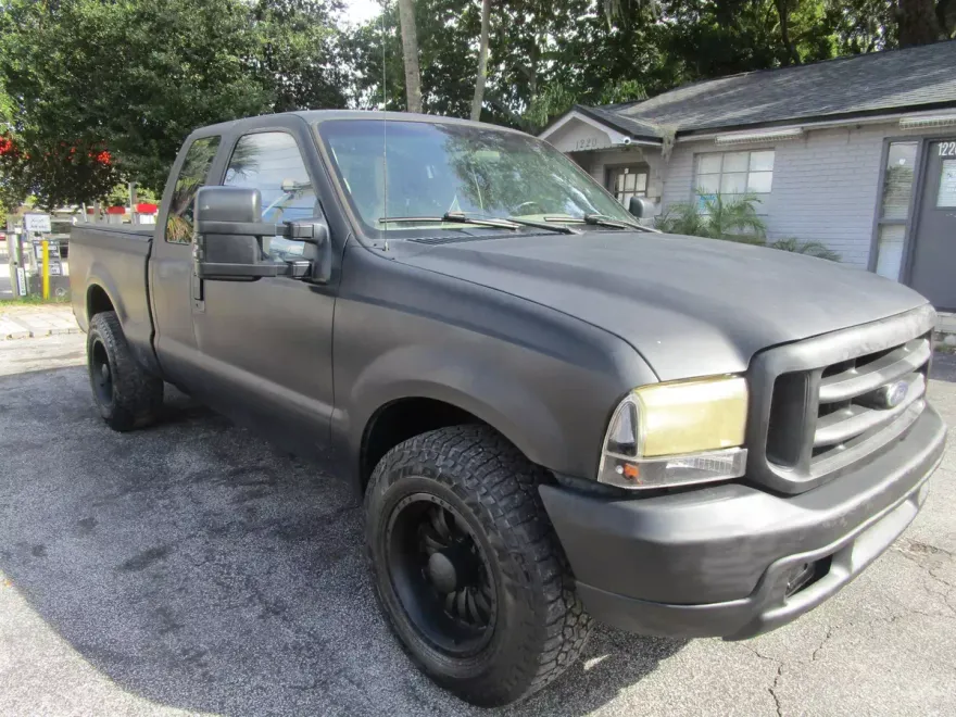 1999 Ford F-250 XLT photo 1
