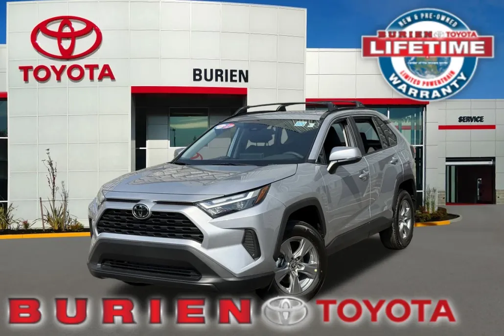 2025 Toyota RAV4 XLE photo 1