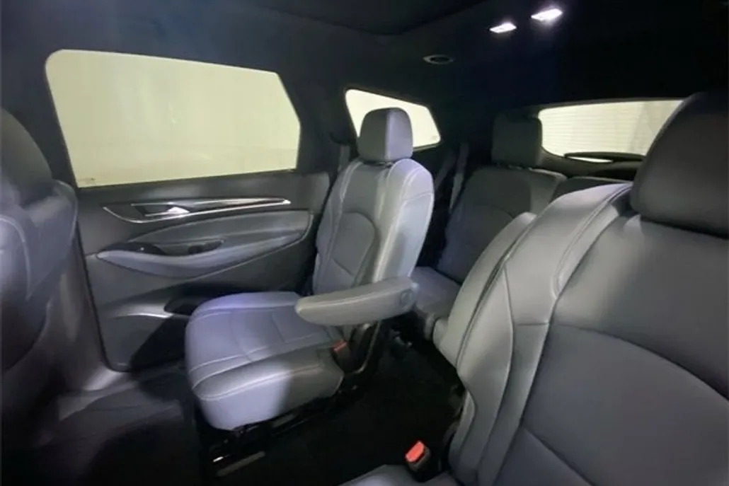 2022 Buick Enclave Premium photo 1