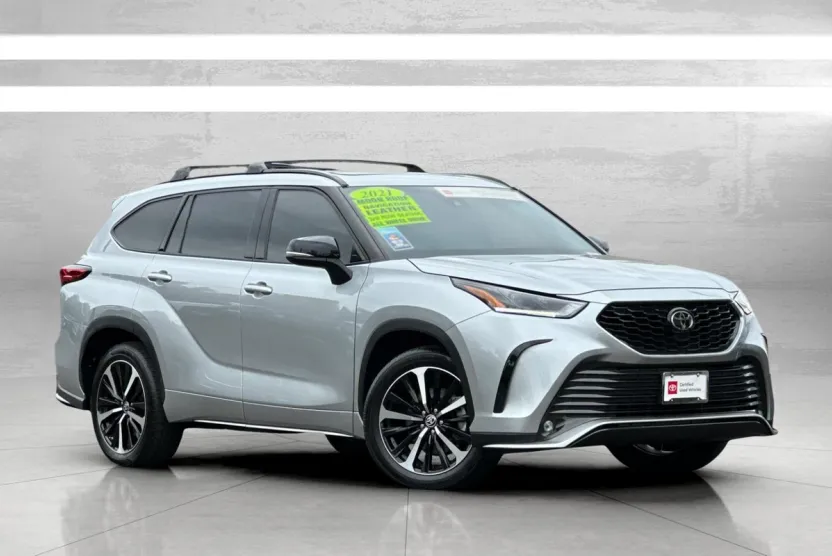 2021 Toyota Highlander XSE photo 1