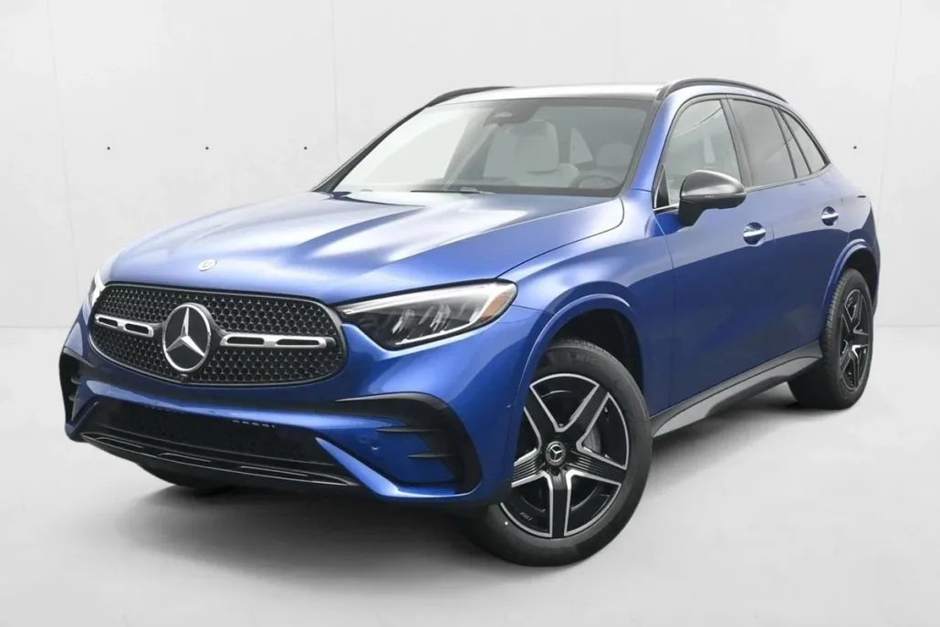2025 Mercedes Benz GLC 300 4MATIC photo 1