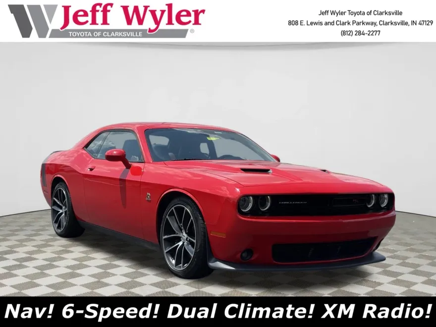 2015 Dodge Challenger R/T Scat Pack photo 1