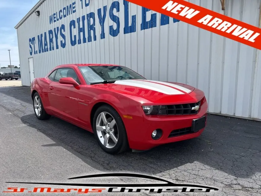 2013 Chevrolet Camaro 1LT photo 1