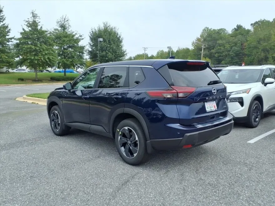 2026 Nissan Rogue SV photo 1