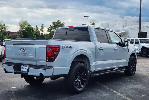 2024 Ford F-150 Lariat photo 3