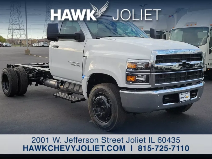 2024 Chevrolet Silverado 5500HD Work Truck photo 1
