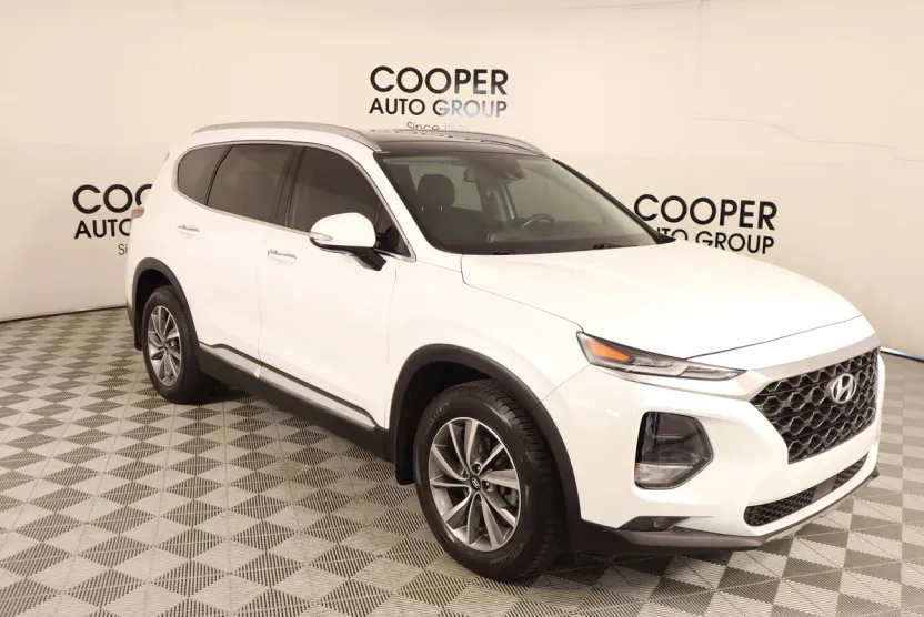 2020 Hyundai Santa Fe SEL photo 1
