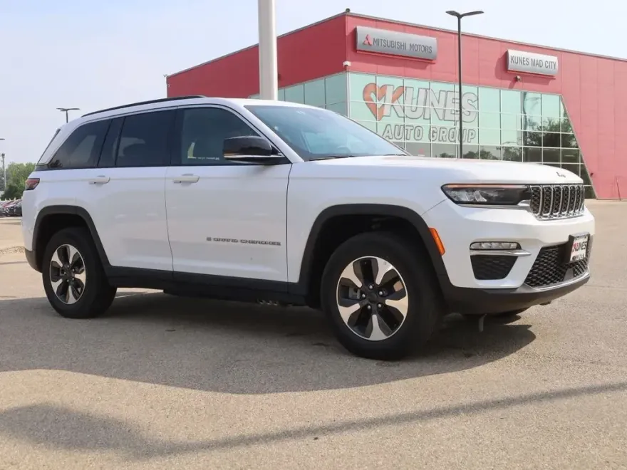 2024 Jeep Grand Cherokee Limited 4xe photo 1