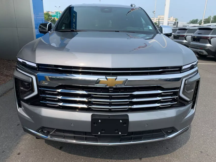 2025 Chevrolet Tahoe Premier photo 1