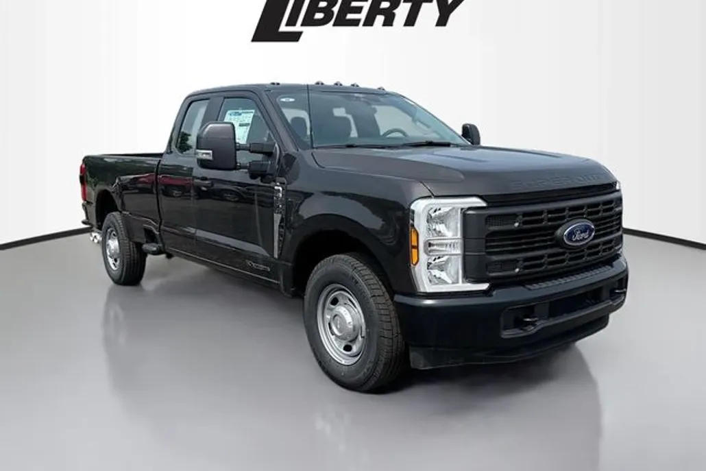 2024 Ford F-350 photo 1