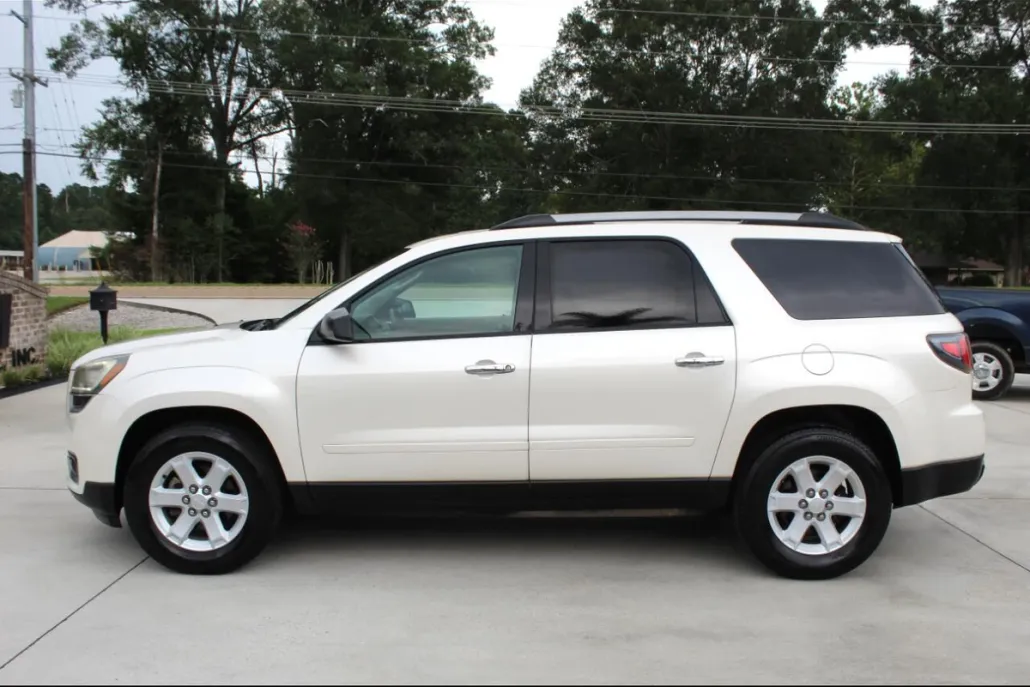2015 Gmc Acadia SLE photo 1