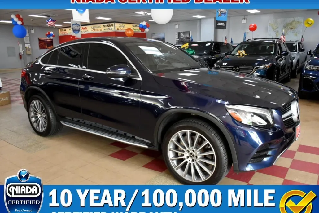 2018 Mercedes Benz GLC 300 photo 1
