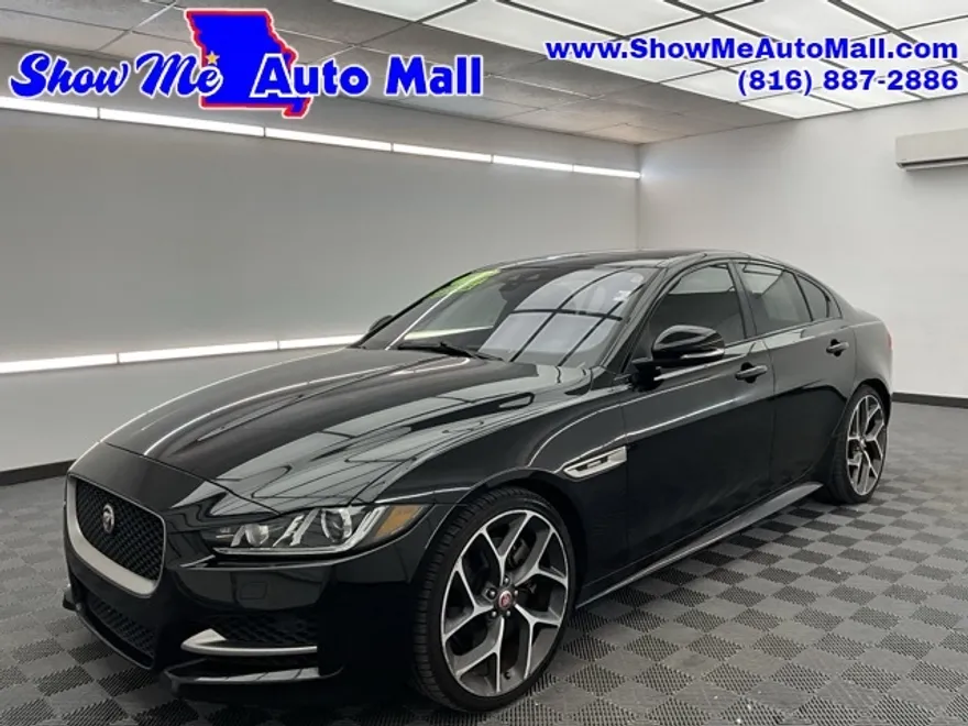 2018 Jaguar XE R-Sport photo 1