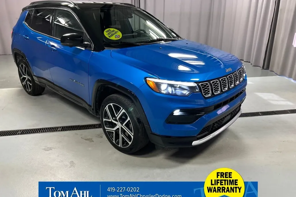 2024 Jeep Compass Limited photo 1