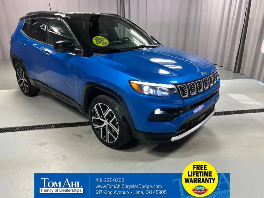 2024 Jeep Compass Limited photo 1