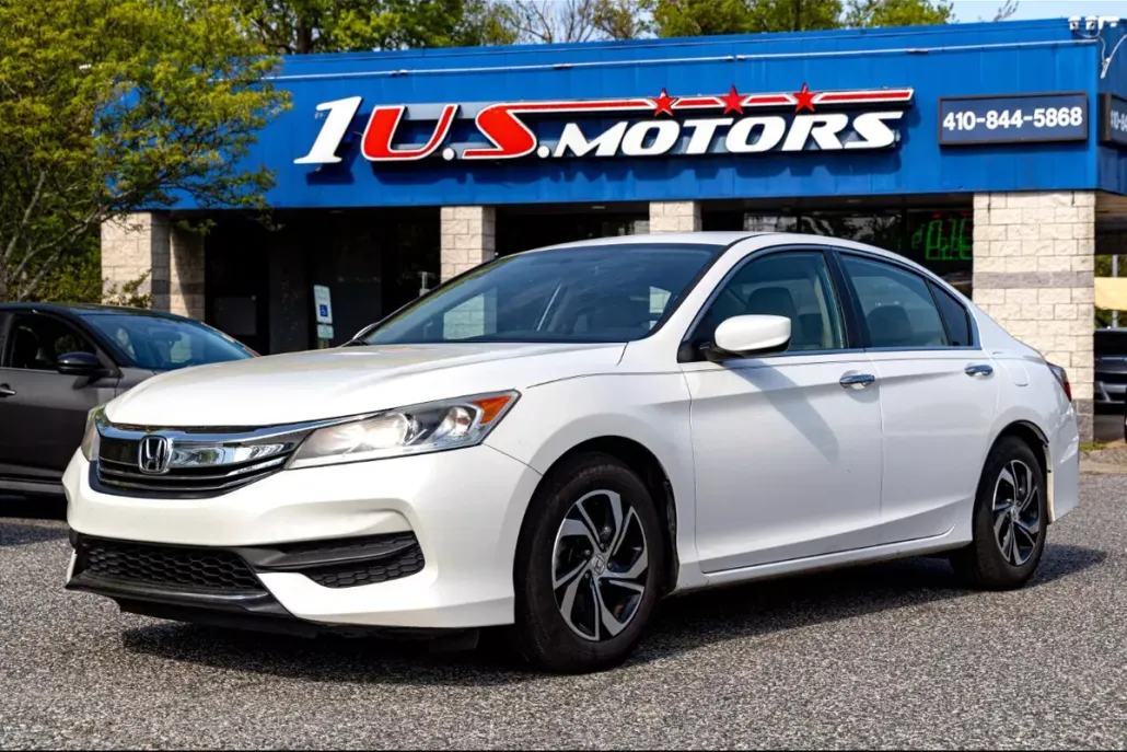 2017 Honda Accord LX photo 1