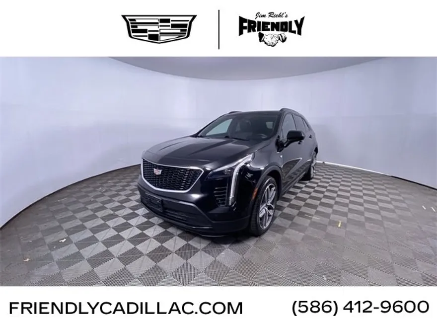 2019 Cadillac XT4 Sport photo 1