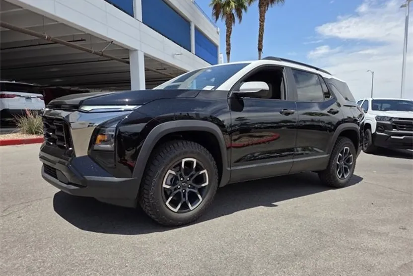 2026 Chevrolet Equinox ACTIV photo 1