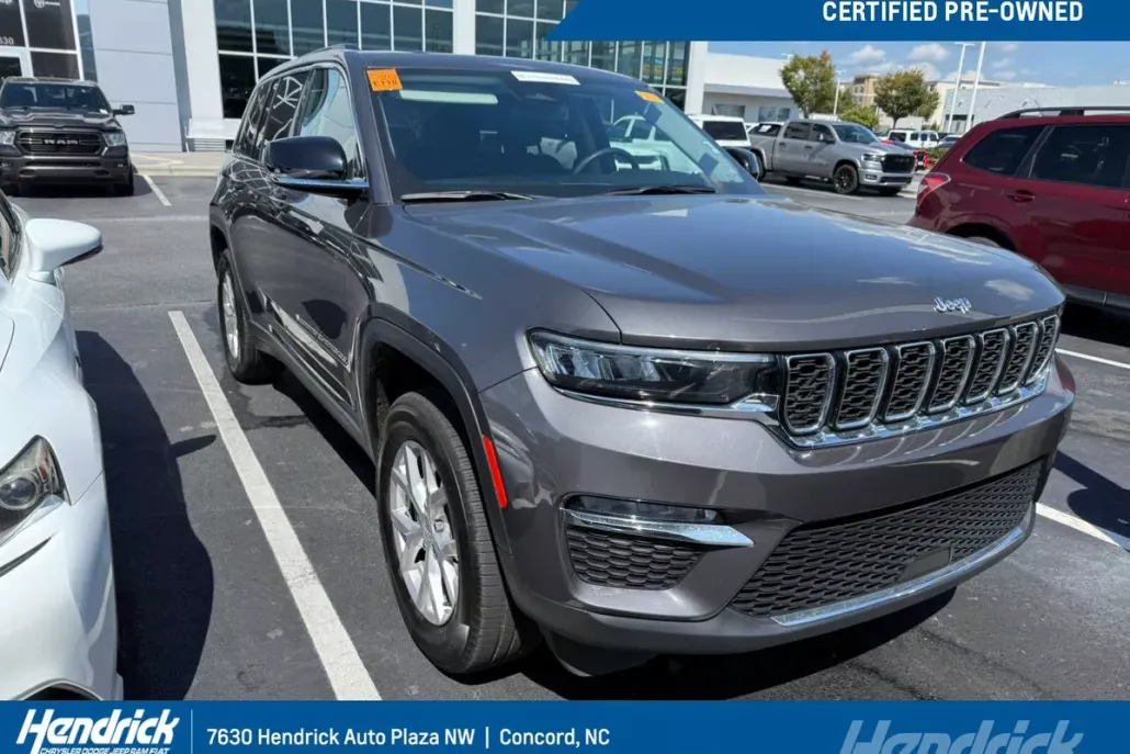 2024 Jeep Grand Cherokee Limited photo 1