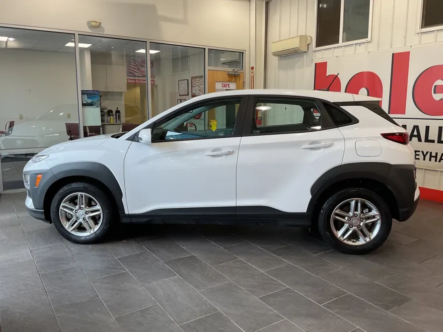 2021 Hyundai Kona SE photo 1