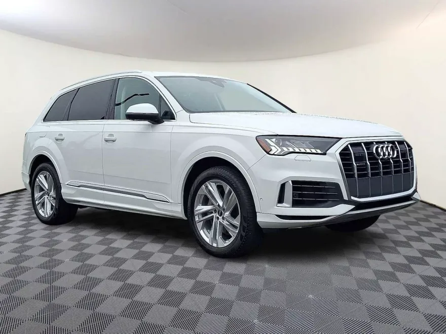 2024 Audi Q7 Premium Plus photo 1