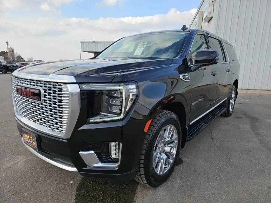 2023 Gmc Yukon XL Denali photo 1