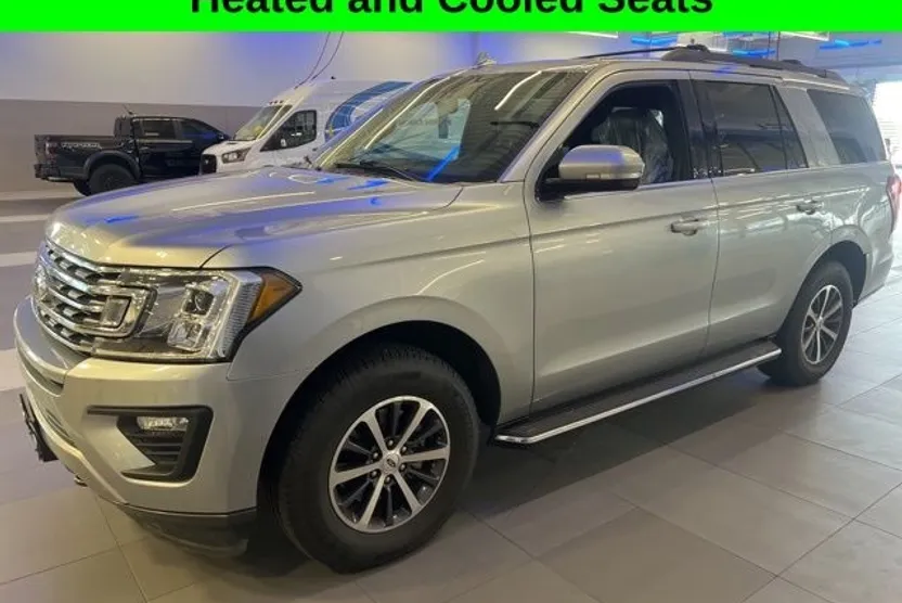 2020 Ford Expedition XLT photo 1