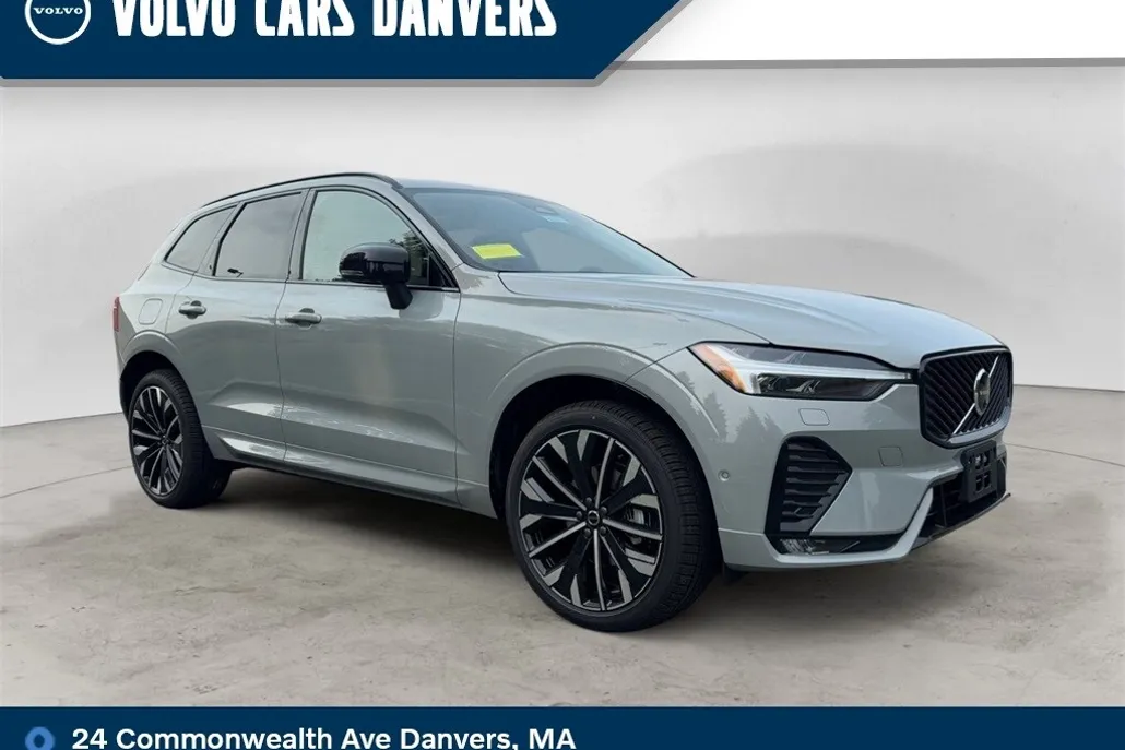 2026 Volvo XC60 B5 photo 1