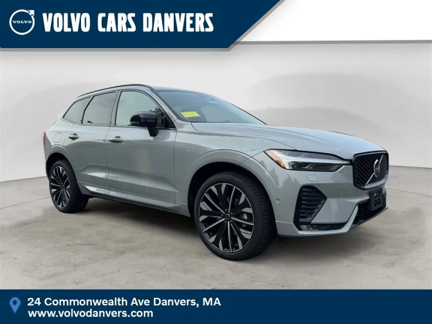 2026 Volvo XC60 B5 photo 1