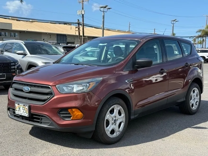 2018 Ford Escape S photo 1