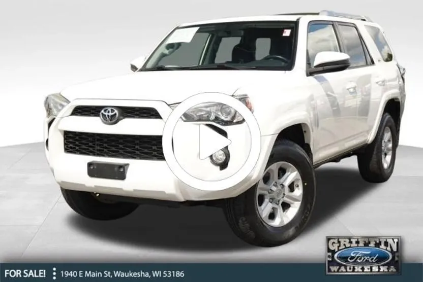 2016 Toyota 4Runner SR5 photo 1