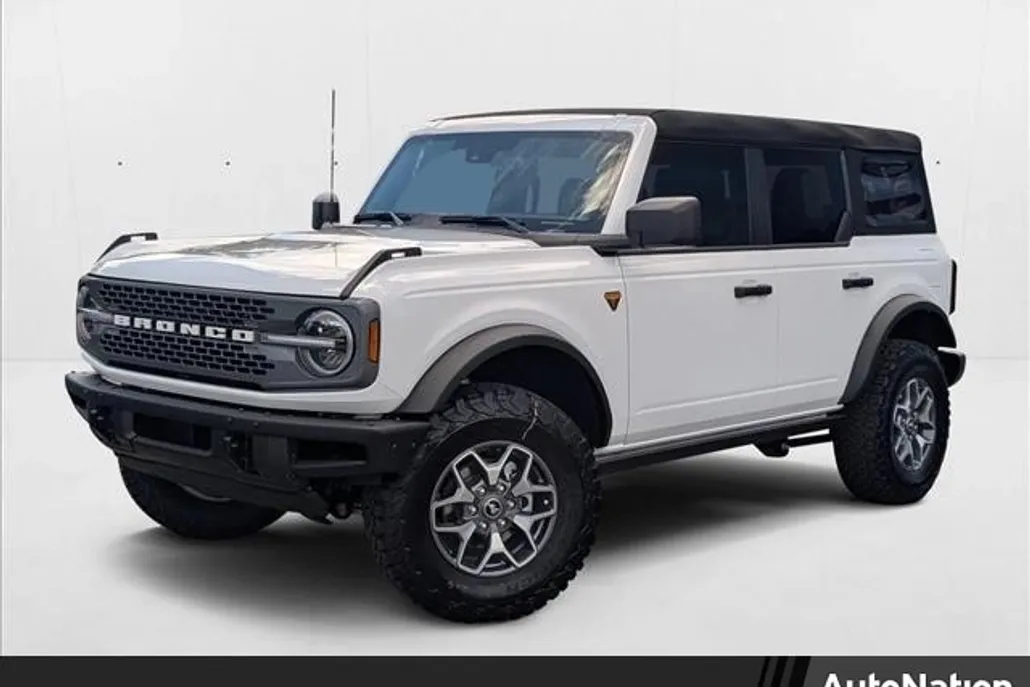 2025 Ford Bronco Badlands photo 1
