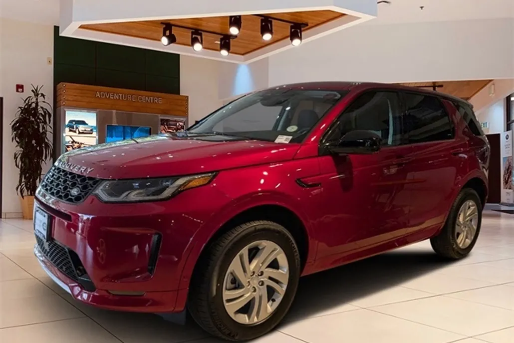 2024 Land Rover Discovery Sport S photo 1