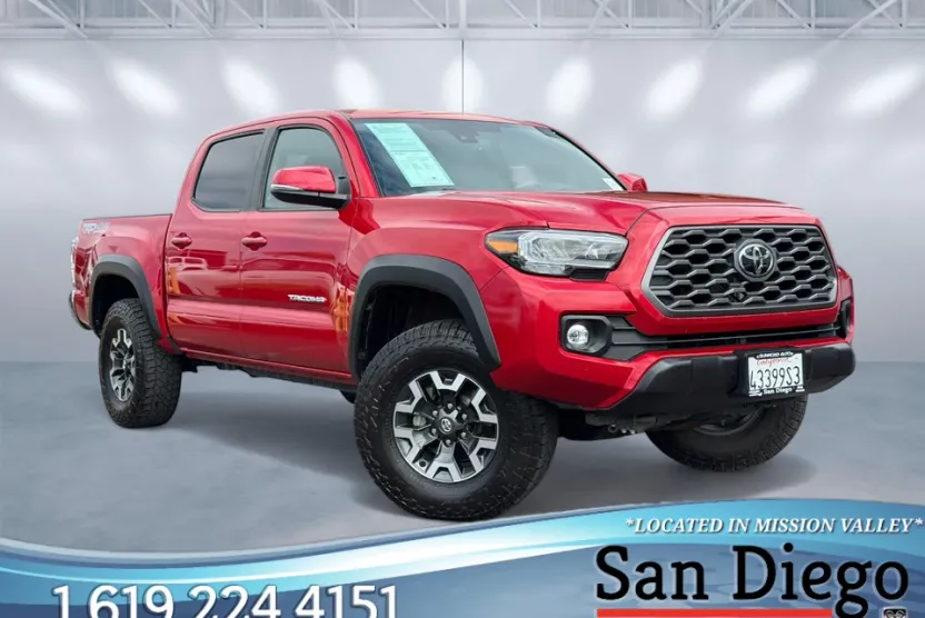 2023 Toyota Tacoma TRD Off-Road photo 1